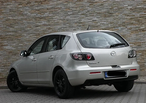 Mazda 3 cena 13800 przebieg: 144300, rok produkcji 2007 z Kępno małe 529